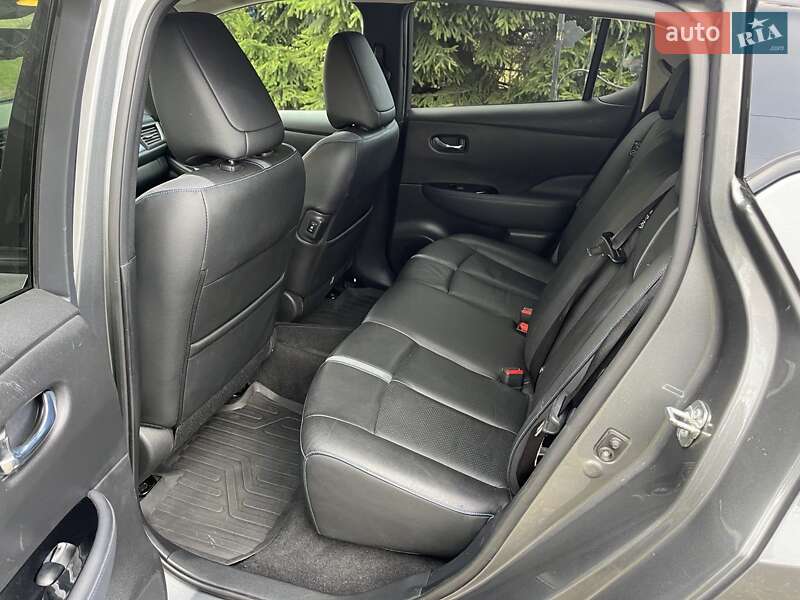 Хэтчбек Nissan Leaf 2018 в Львове