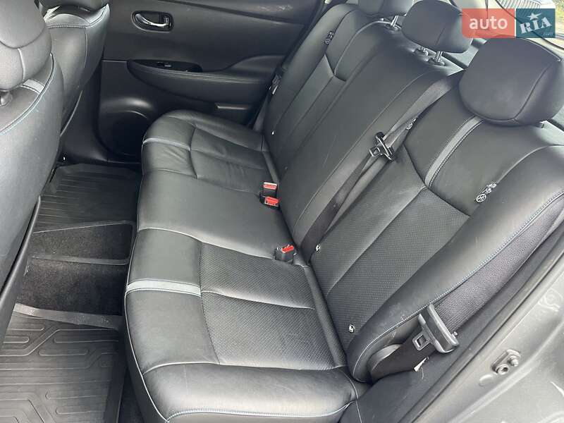 Хэтчбек Nissan Leaf 2018 в Львове