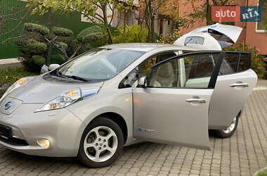 Хетчбек Nissan Leaf 2012 в Луцьку