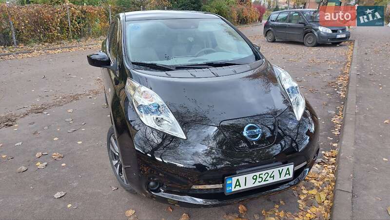 Хэтчбек Nissan Leaf 2017 в Киеве
