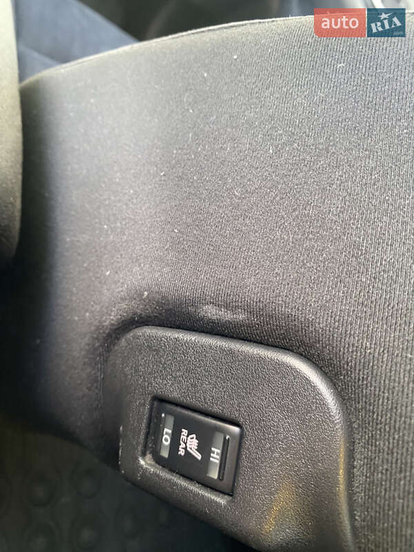 Хэтчбек Nissan Leaf 2016 в Черновцах фото 12 Хэтчбек Nissan Leaf 2016 в Черновцах