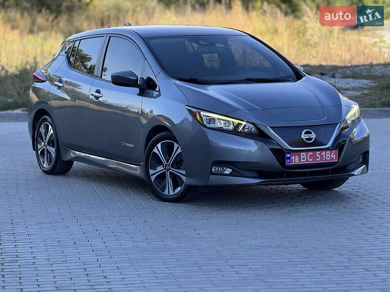 Хэтчбек Nissan Leaf 2018 в Ровно фото Хэтчбек Nissan Leaf 2018 в Ровно