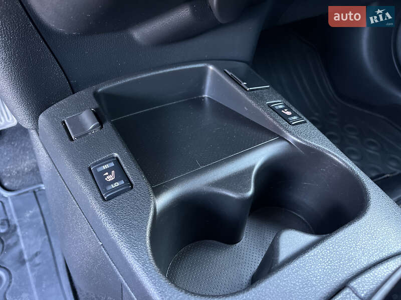 Хетчбек Nissan Leaf 2015 в Володимирі