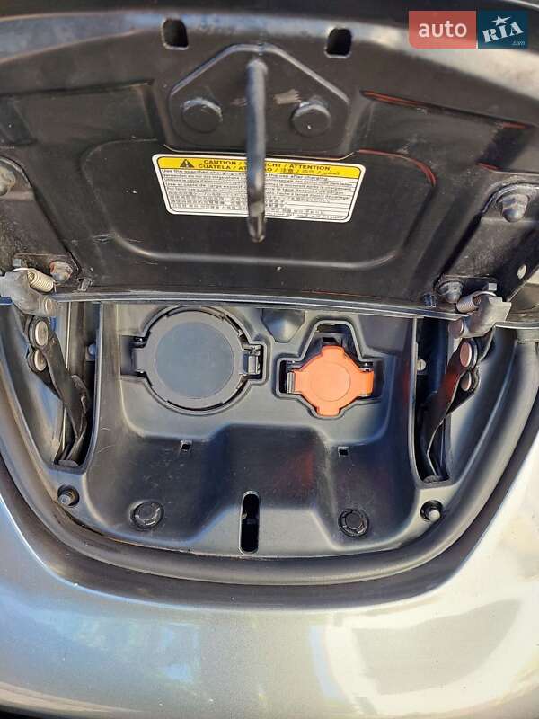 Хэтчбек Nissan Leaf 2014 в Киеве фото 7 Хэтчбек Nissan Leaf 2014 в Киеве