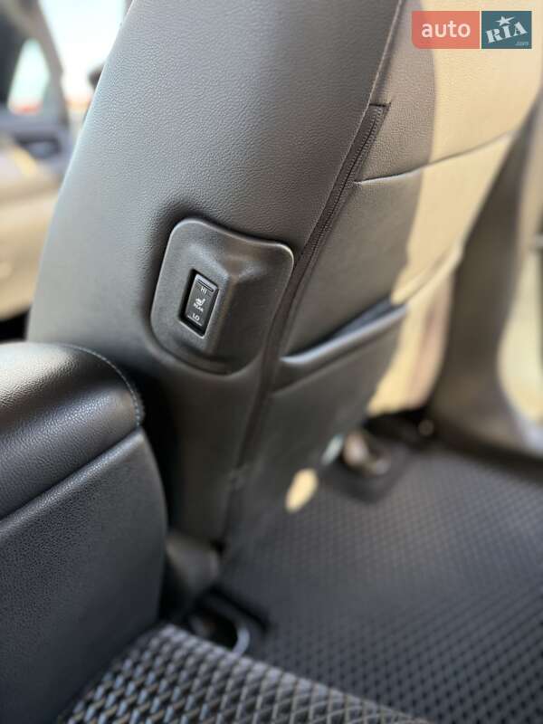 Хэтчбек Nissan Leaf 2019 в Львове