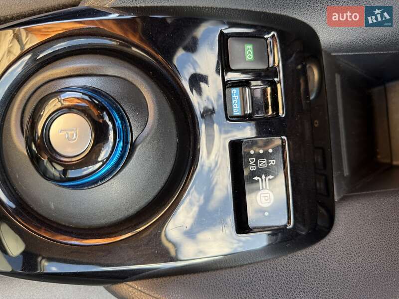 Хэтчбек Nissan Leaf 2019 в Львове