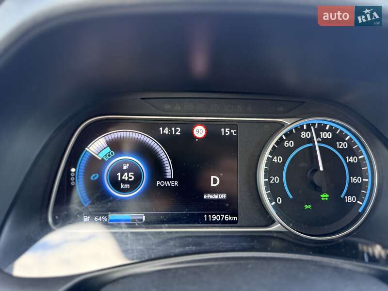 Хэтчбек Nissan Leaf 2019 в Львове