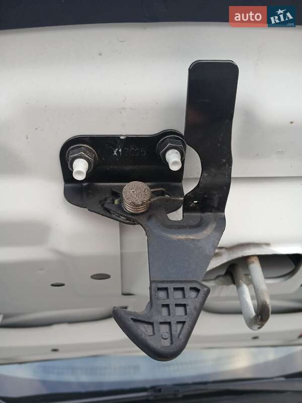 Хетчбек Nissan Leaf 2017 в Кременчуці