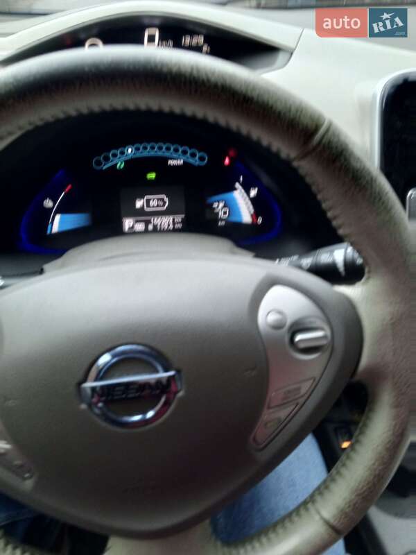 Хэтчбек Nissan Leaf 2013 в Днепре фото 3 Хэтчбек Nissan Leaf 2013 в Днепре