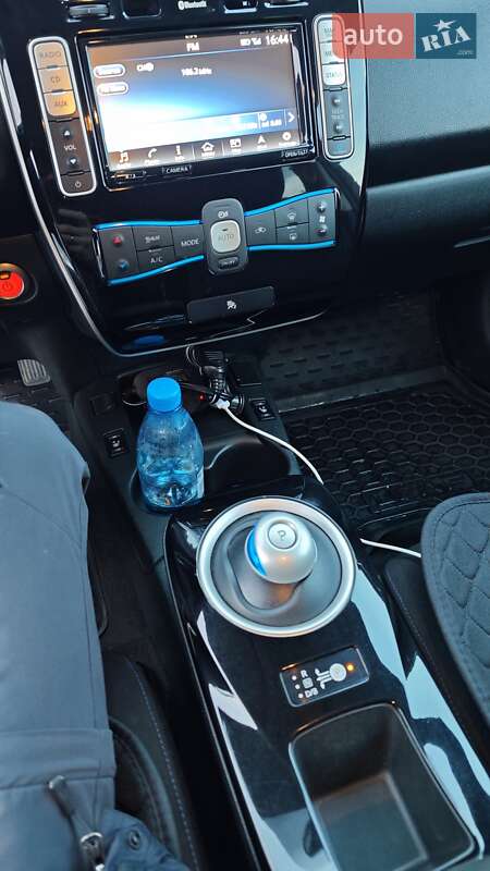 Хэтчбек Nissan Leaf 2017 в Каменец-Подольском фото 7 Хэтчбек Nissan Leaf 2017 в Каменец-Подольском