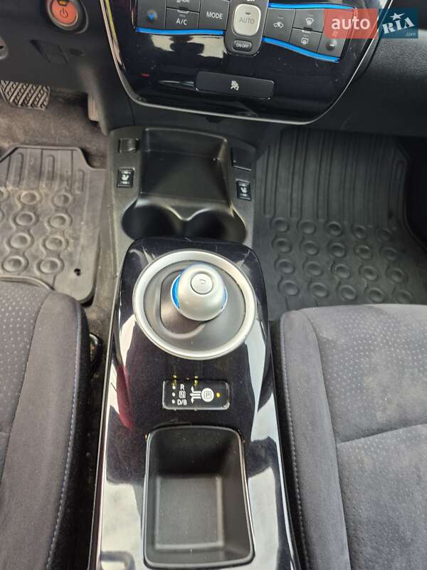Хэтчбек Nissan Leaf 2017 в Житомире фото 9 Хэтчбек Nissan Leaf 2017 в Житомире