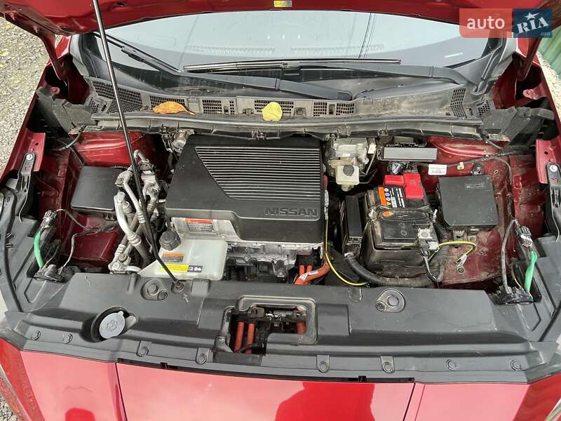 Хэтчбек Nissan Leaf 2020 в Луцке фото 20 Хэтчбек Nissan Leaf 2020 в Луцке