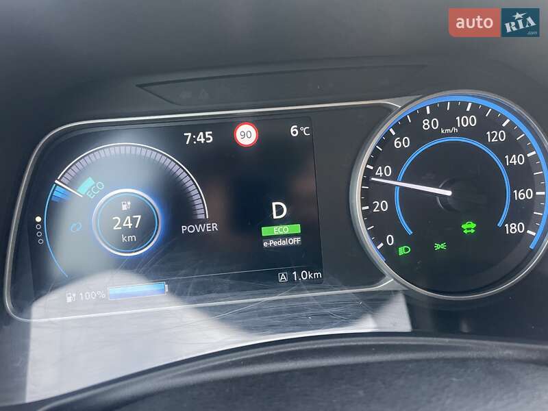 Хэтчбек Nissan Leaf 2020 в Луцке фото 21 Хэтчбек Nissan Leaf 2020 в Луцке