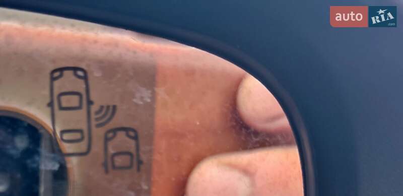 Хэтчбек Nissan Leaf 2018 в Золочеве