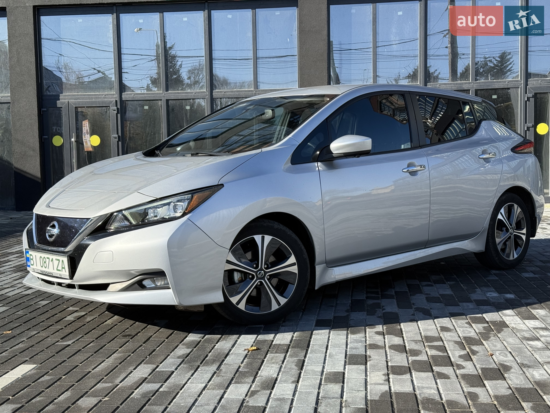 2020 Nissan Leaf - мініатюра 3
