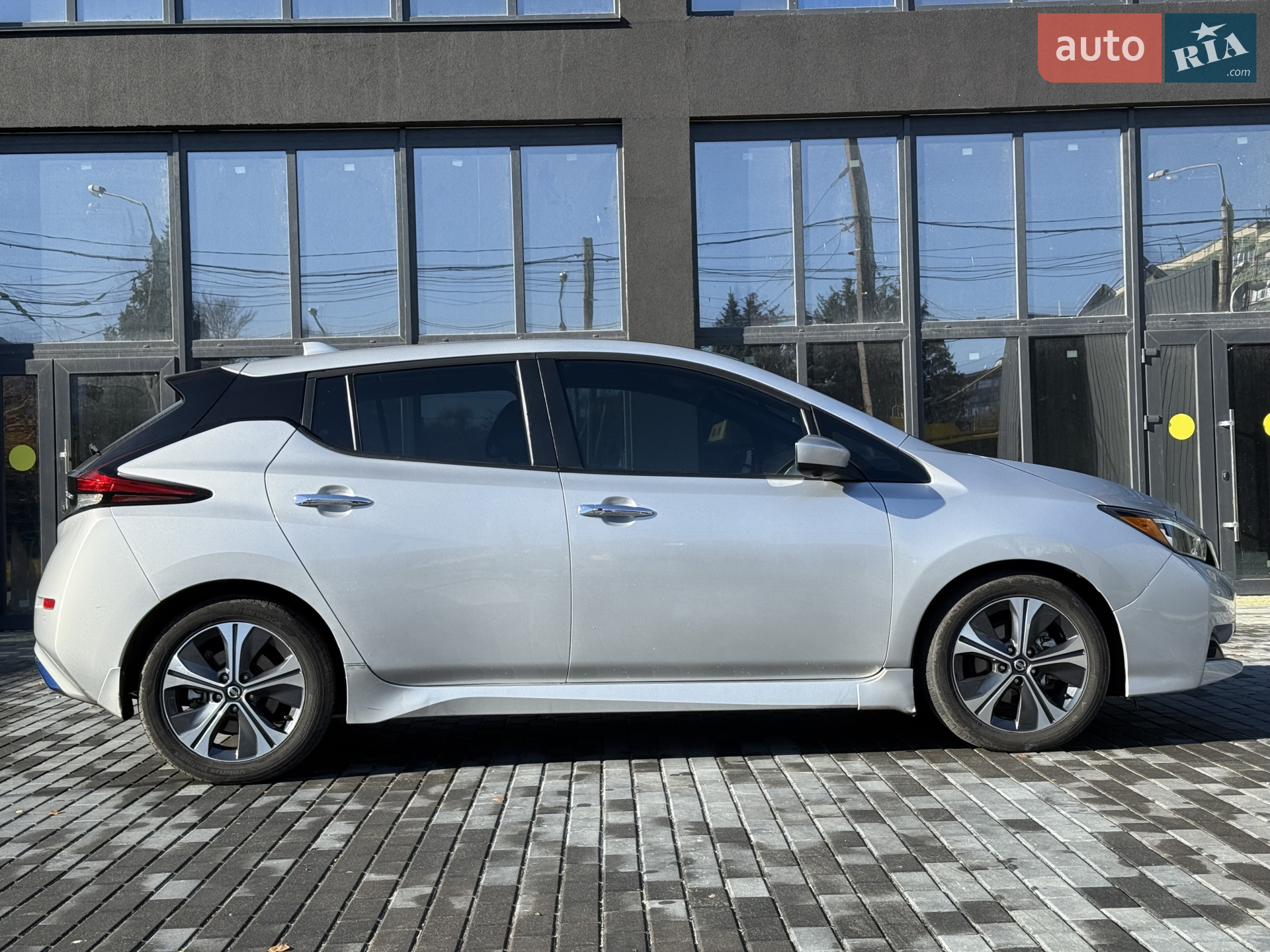 2020 Nissan Leaf - мініатюра 5