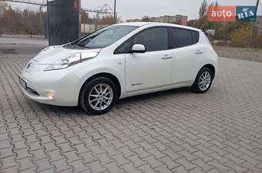 Хэтчбек Nissan Leaf 2013 в Каменец-Подольском