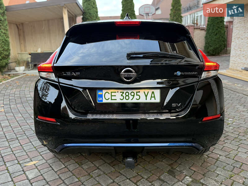 Хэтчбек Nissan Leaf 2018 в Черновцах