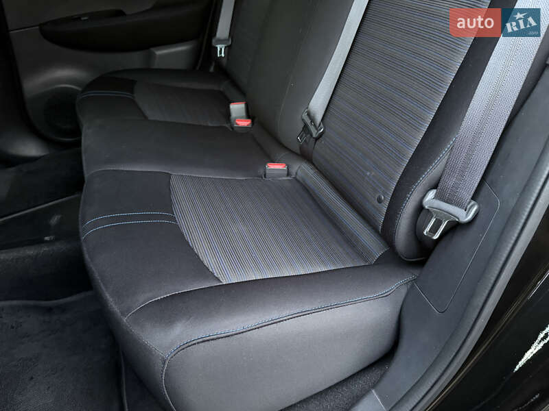 Хэтчбек Nissan Leaf 2018 в Черновцах