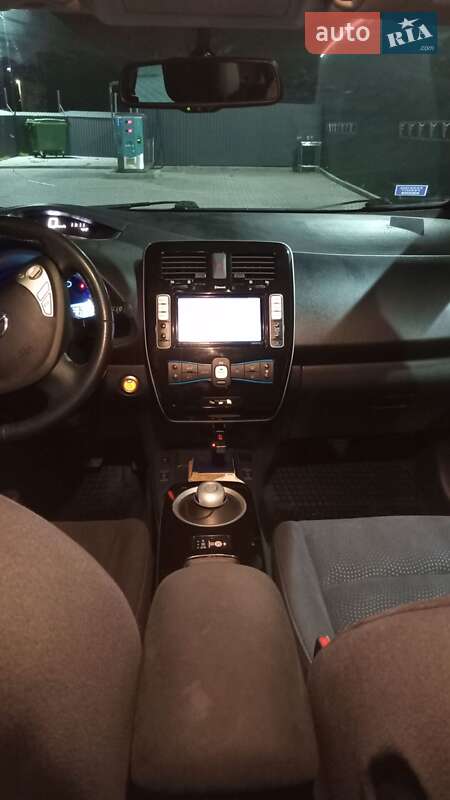 Хетчбек Nissan Leaf 2013 в Кам'янець-Подільському фото 4 Хетчбек Nissan Leaf 2013 в Кам'янець-Подільському