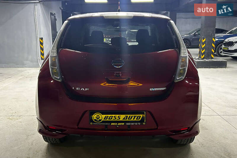 Хэтчбек Nissan Leaf 2014 в Черновцах