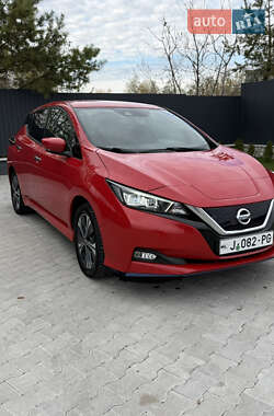 Хэтчбек Nissan Leaf 2020 в Волочиске