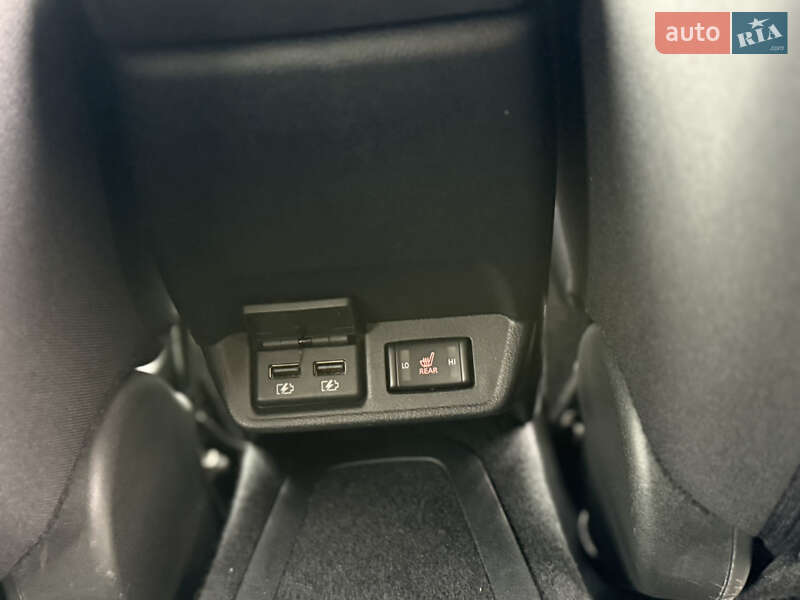 Хетчбек Nissan Leaf 2020 в Волочиську