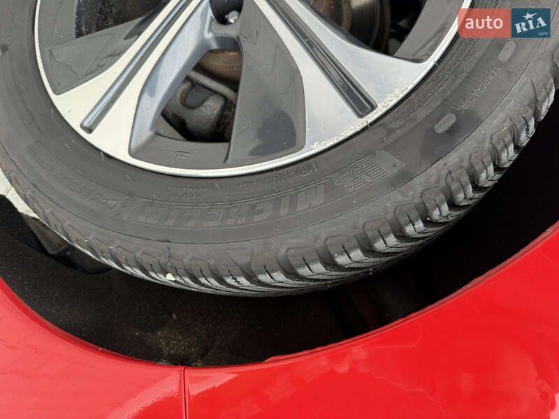 Хетчбек Nissan Leaf 2020 в Волочиську