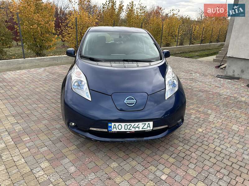 Хэтчбек Nissan Leaf 2016 в Ужгороде фото 3 Хэтчбек Nissan Leaf 2016 в Ужгороде