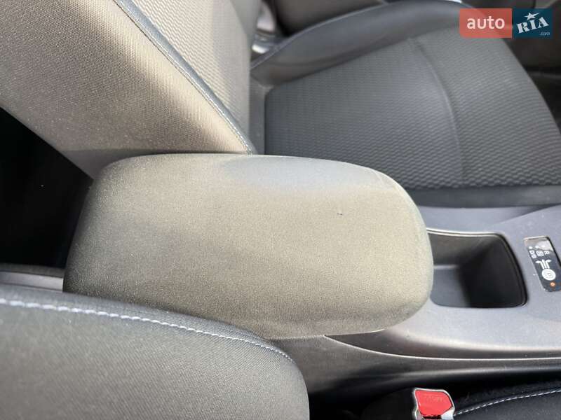 Хэтчбек Nissan Leaf 2014 в Одессе фото 24 Хэтчбек Nissan Leaf 2014 в Одессе