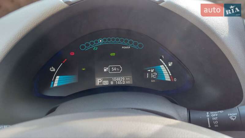 Хэтчбек Nissan Leaf 2017 в Киеве