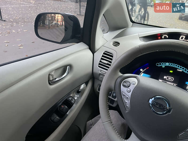 Хэтчбек Nissan Leaf 2013 в Ивано-Франковске фото 13 Хэтчбек Nissan Leaf 2013 в Ивано-Франковске