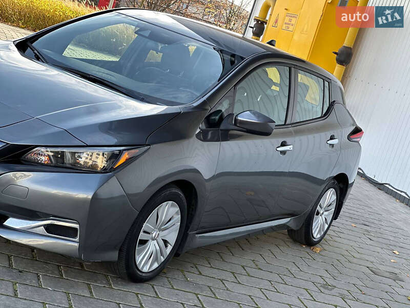 Хэтчбек Nissan Leaf 2020 в Ровно