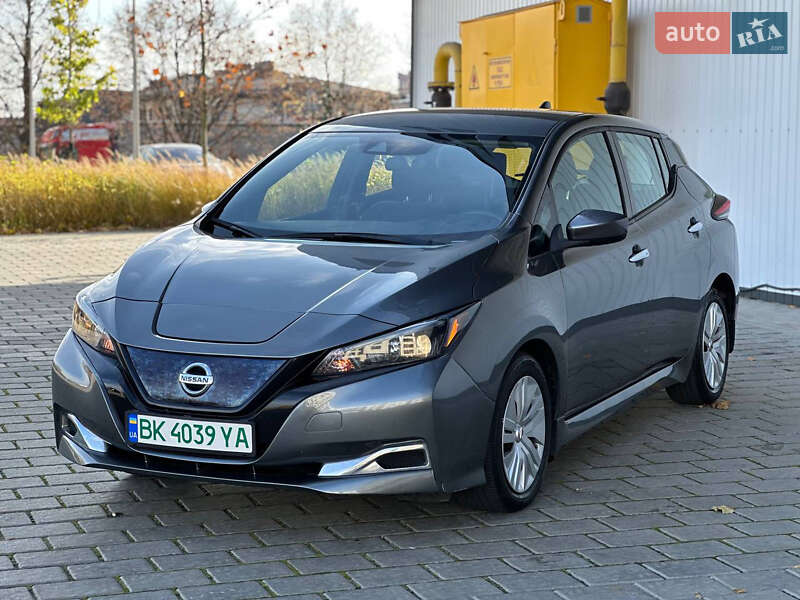 Хэтчбек Nissan Leaf 2020 в Ровно