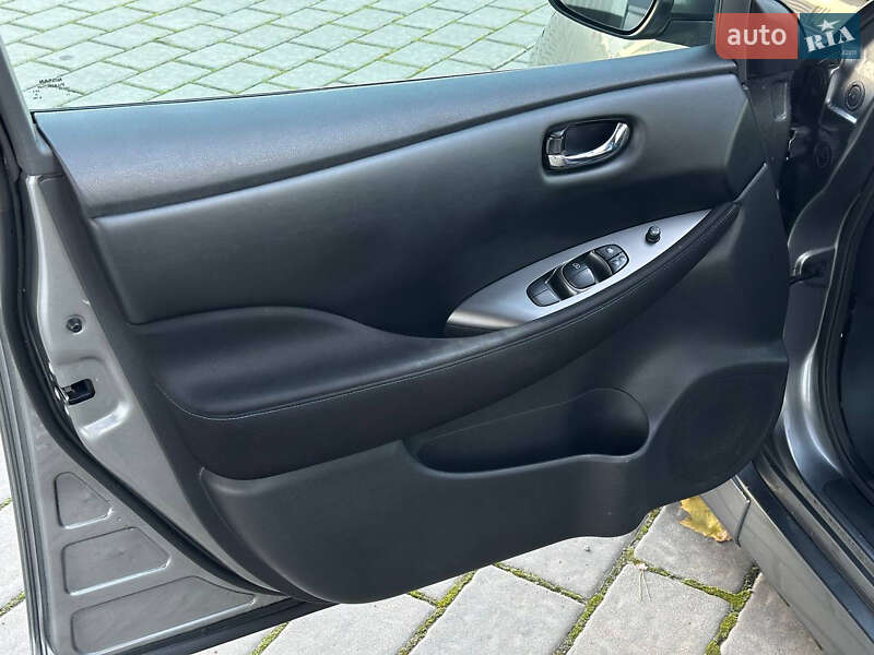 Хэтчбек Nissan Leaf 2020 в Ровно