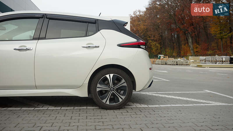 Хэтчбек Nissan Leaf 2019 в Львове фото 11 Хэтчбек Nissan Leaf 2019 в Львове
