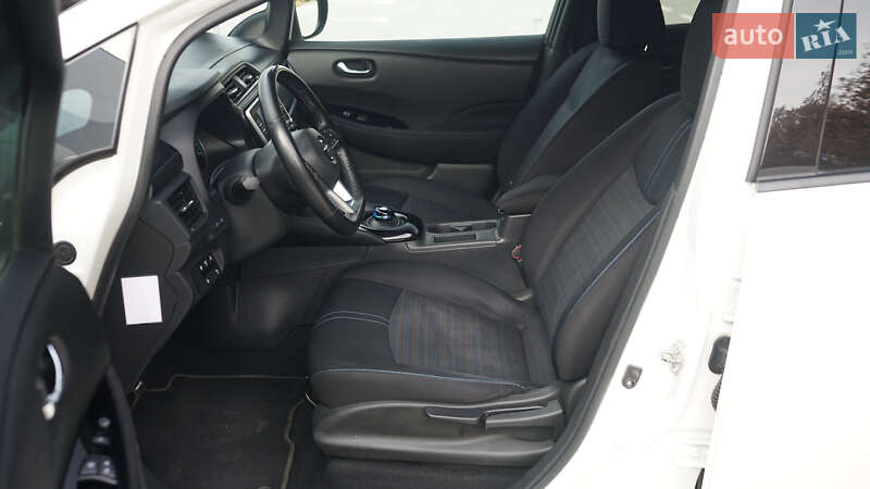 Хэтчбек Nissan Leaf 2019 в Львове фото 30 Хэтчбек Nissan Leaf 2019 в Львове