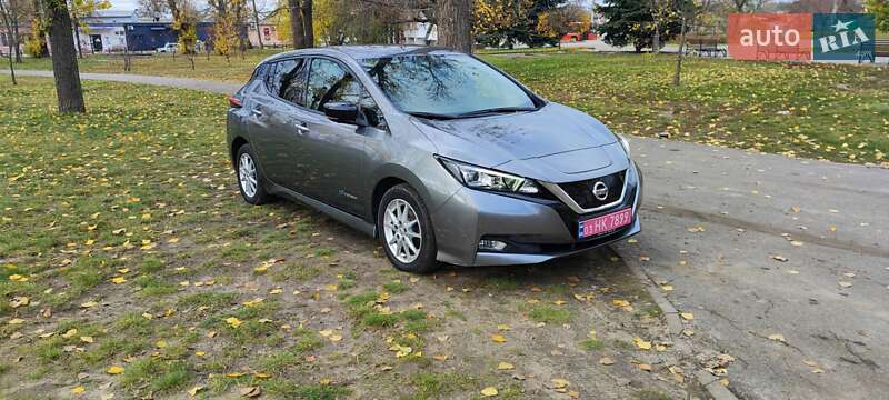 Хетчбек Nissan Leaf 2018 в Харкові