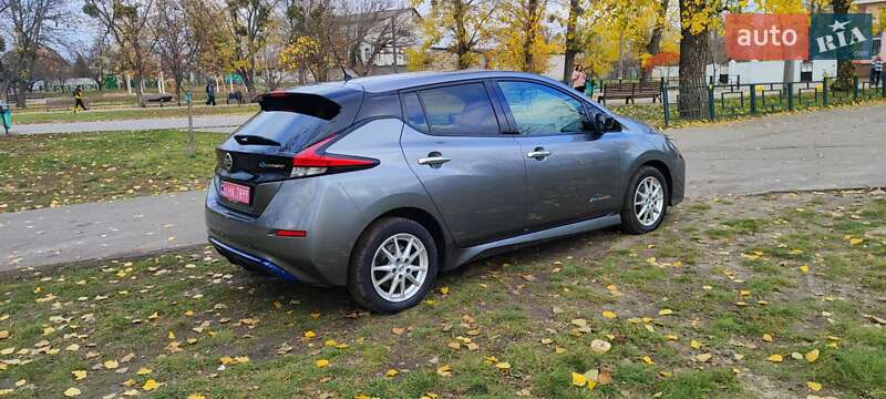 Хетчбек Nissan Leaf 2018 в Харкові