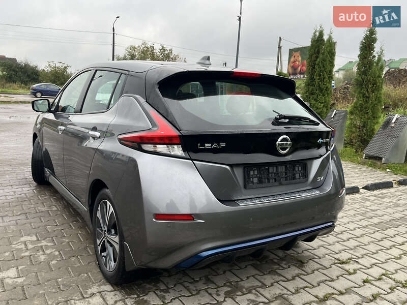 Хэтчбек Nissan Leaf 2020 в Дрогобыче