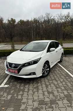 Хэтчбек Nissan Leaf 2018 в Виннице