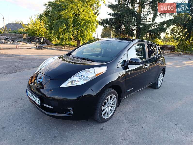 Хэтчбек Nissan Leaf 2013 в Любаре