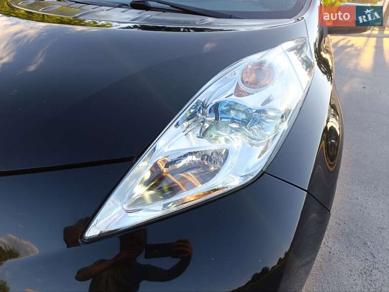 Хэтчбек Nissan Leaf 2013 в Любаре