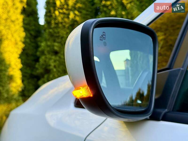 Хэтчбек Nissan Leaf 2022 в Самборе фото 15 Хэтчбек Nissan Leaf 2022 в Самборе