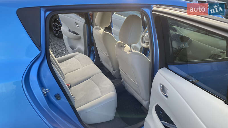 Хэтчбек Nissan Leaf 2011 в Луцке фото 38 Хэтчбек Nissan Leaf 2011 в Луцке