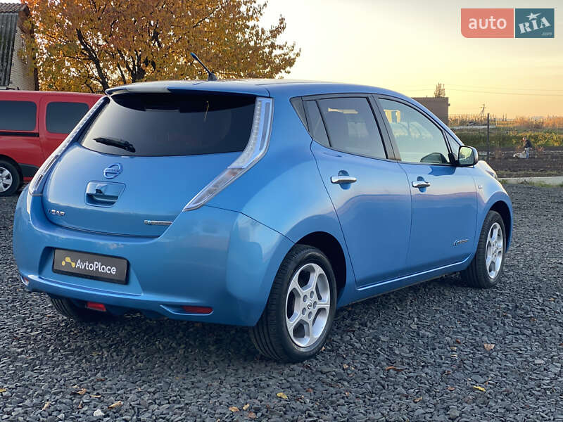 Хэтчбек Nissan Leaf 2011 в Луцке фото 60 Хэтчбек Nissan Leaf 2011 в Луцке
