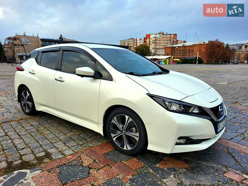 Хэтчбек Nissan Leaf 2020 в Кременчуге фото 11 Хэтчбек Nissan Leaf 2020 в Кременчуге
