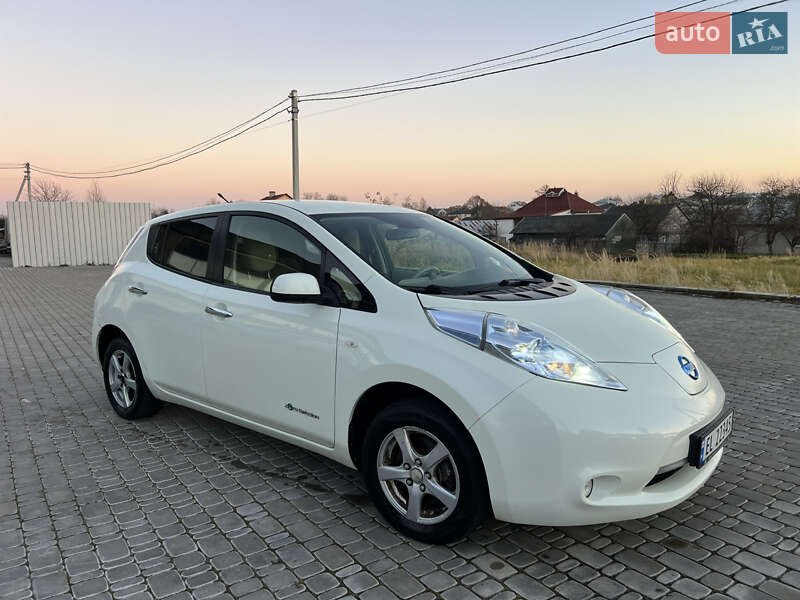 Хетчбек Nissan Leaf 2012 в Львові