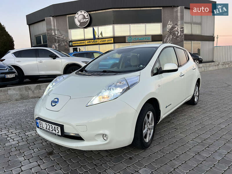 Хетчбек Nissan Leaf 2012 в Львові