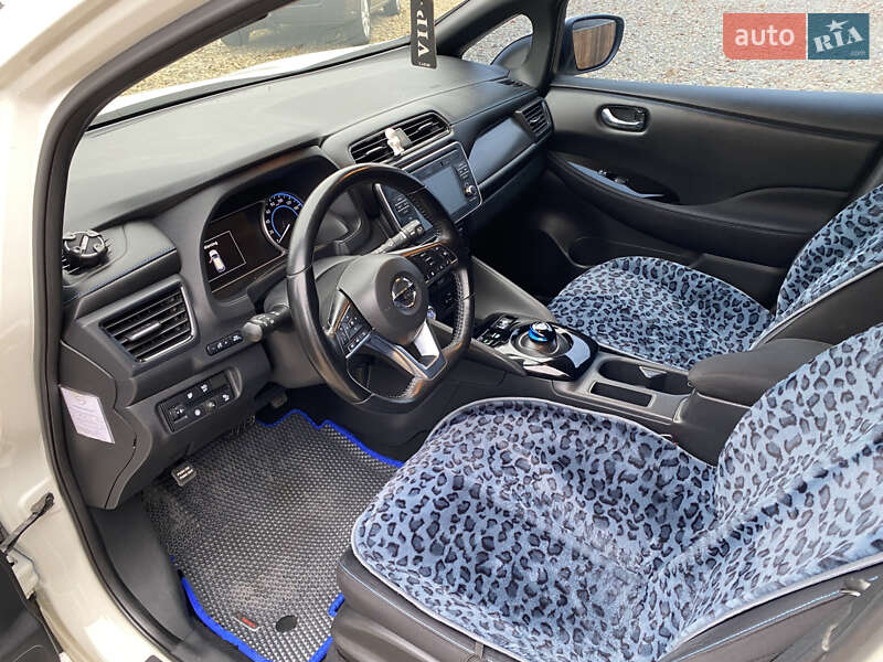 Хетчбек Nissan Leaf 2019 в Коломиї